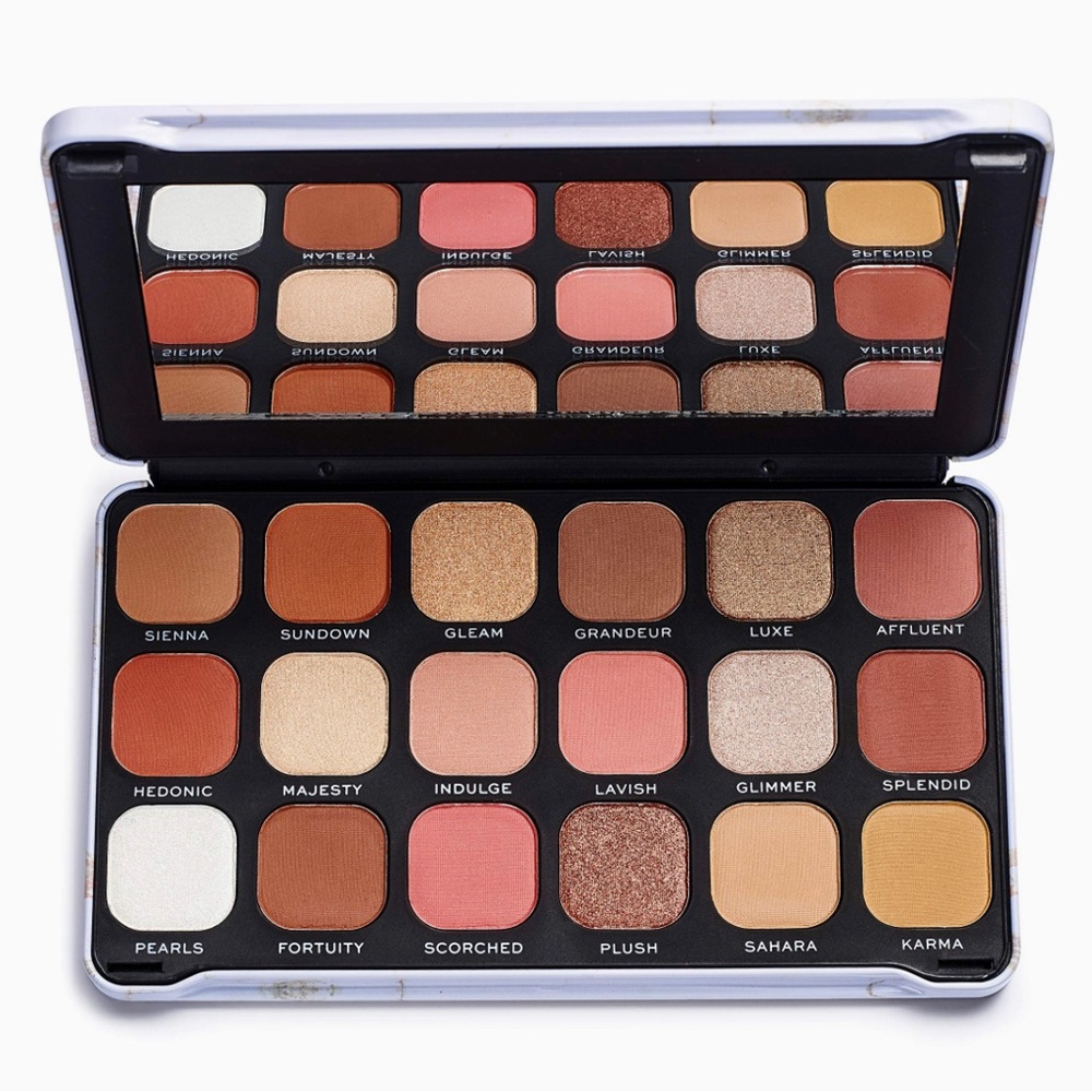 New Makeup Revolution Forever Flawless Eyeshadow in Decadent Palette